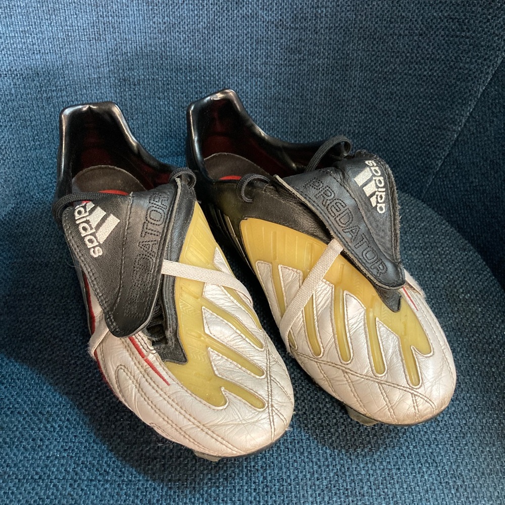 Adidas Predator PowerSwerve White / Blue 8.5